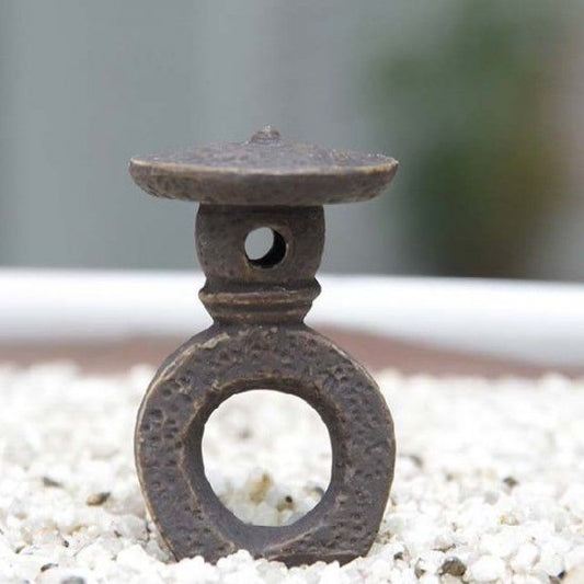 ミニチュア 添配 フィギュア 盆景  灯篭 ( とうろう )丸足  トウロウ  zengarden karesansui