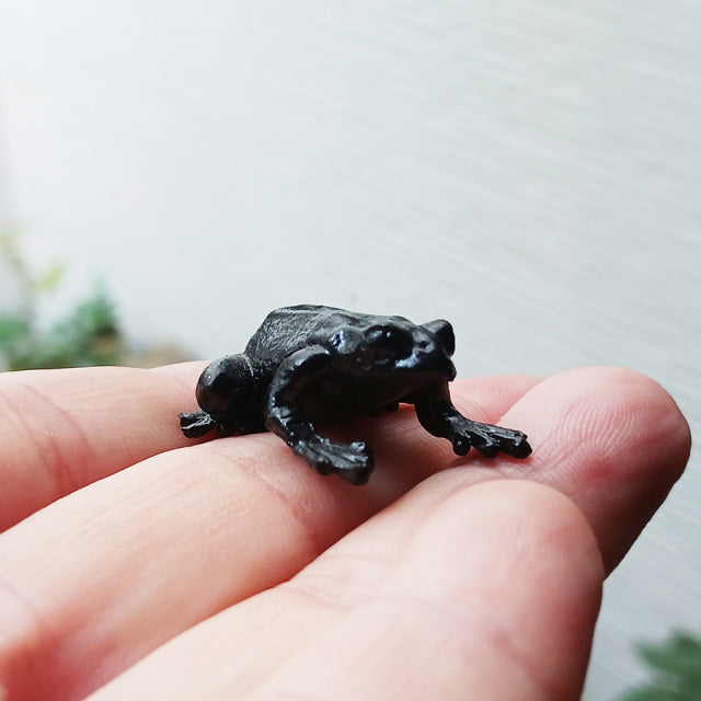 Miniature accessory figure bonkei [bonkei frog (frog) made of copper] 