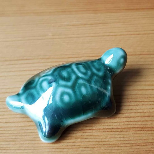 Miniature accessory figure bonkei [miniature green turtle width 4.5cm]